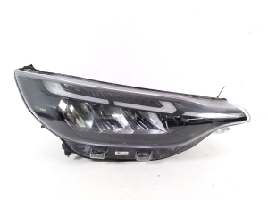 Headlight - PZ3113E014CB