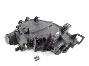 Volkswagen ID.4 I (2020–2026) Headlight 11B941036D - 8