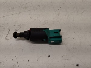 Citroen Berlingo (2008–2018) Bremslichtschalter 9650688480