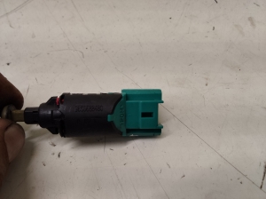 Citroen Berlingo (2008–2018) Bremslichtschalter 9650688480 - 3