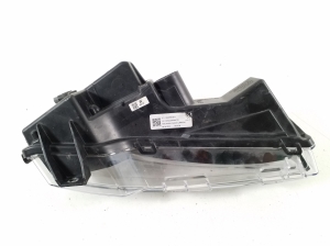 Tesla Model 3 3 (2016–2024) Front-Nebelscheinwerfer 162479800A - 4