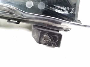 Tesla Model 3 3 (2016–2024) Front-Nebelscheinwerfer 162479800A - 3