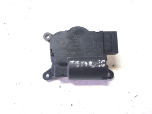 Stellmotor Heizungsklappe - 7L0907511AD