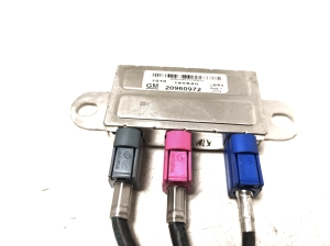 Opel Astra K (2015–2021) Antenna amplifier 20960972 - 3