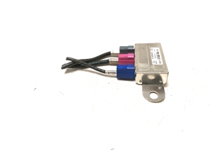 Opel Astra K (2015–2021) Antenna amplifier 20960972 - 5