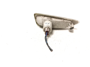 Opel Astra K (2015–2021) Front fender turn signal 13491088 - 4