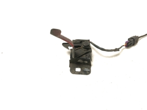 Opel Astra K (2015–2021) Hood latch 39085675 - 2