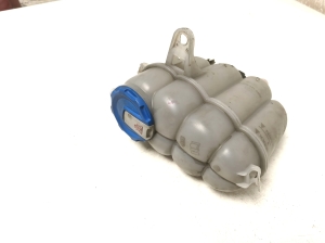Réservoir de liquide de refroidissement - 8W0121405E