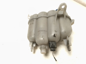 AUDI A4 B9 (2015–2026) Ausgleichsbehälter 8W0121405E - 5