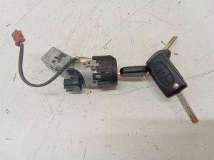 Citroen Berlingo (2008–2018) Ignition switch 9663123280 - 3