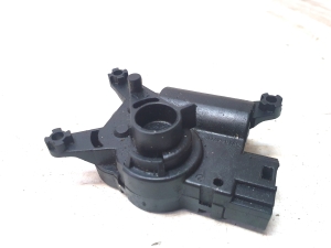 Volkswagen Transporter T5 (2003–2015) Heater flap actuator 7L0907511AD - 2