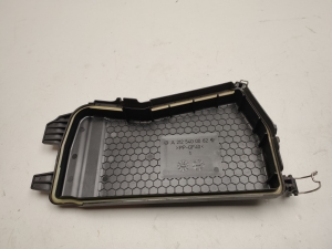 Mercedes Benz E-Class W212 (2009–2015) Kaitsmeploki eesmine kate A2125400082 - 4