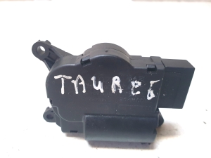 Volkswagen Transporter T5 (2003–2015) Heater flap actuator 7L0907511AE - 3