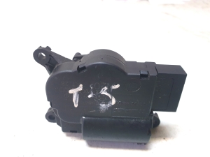 Volkswagen Transporter T5 (2003–2015) Salongi soojenduse klapi mootor 7L0907511 - 2