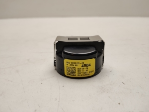 Mercedes Benz E-Class W212 (2009–2015) Regensensor A2049014504 - 3