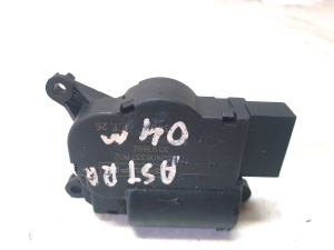 Opel Astra H (2004–2010) Salongi soojenduse klapi mootor 52406337R02 - 2