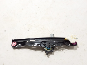 Rear side door window regulator - 7490200