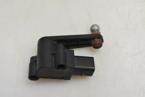 AUDI A4 B8 (2007–2016) Sensor an der Hinterradnabe 1T0907503A - 4