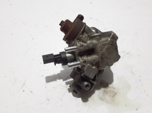 AUDI Q5 (2008–2017) Kütusepump 059130755CC - 3