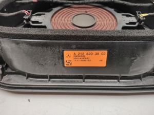 Mercedes Benz E-Class W212 (2009–2015) Skaļrunis A2128203502 - 2