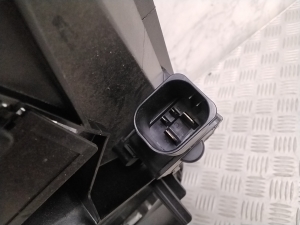 BMW X5 G05 (2018–2026) Dzesēšanas ventilators un tā daļas 8589042 - 3