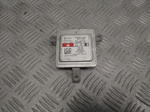 Xenon headlight control unit - 8KO941597E