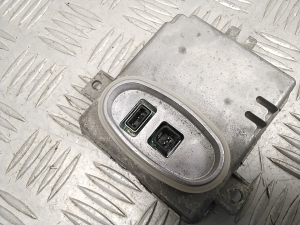 VOLVO XC70 (2007–2016) Xenon headlight control unit 6948180 - 3