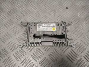 AUDI A5 (2007–2016) Screen 8T0919603E - 3