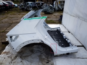   Rear wing  -  
