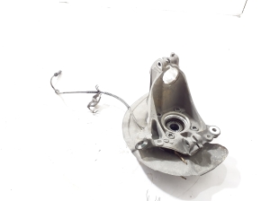 BMW X1 F48 (2015–2022) Front wheel hub 6876851 - 3