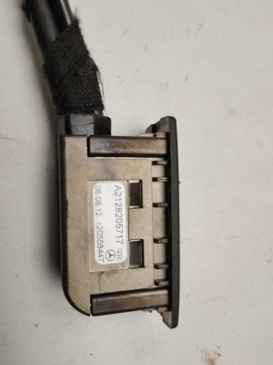 Mercedes Benz E-Class W212 (2009–2015) Control unit A1729002809 - 8