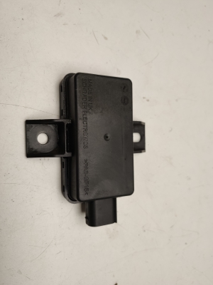 Mercedes Benz E-Class W212 (2009–2015) Tire pressure control module A0009008402 - 3