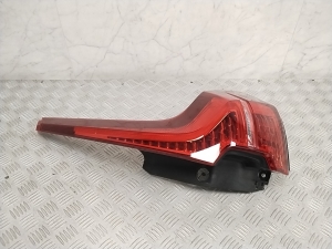 VOLVO XC60 (2017–2026) Tagumine nurgatuli 32228915 - 6