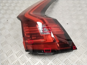 VOLVO XC60 (2017–2026) Tagumine nurgatuli 32337138 - 2