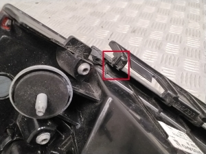 VOLVO XC60 (2017–2026) Tagumine nurgatuli 32337138 - 13