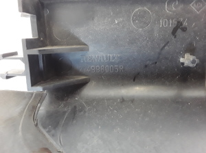 RENAULT Fluence (2009–2017) Luftleitblech für den Kühler 214998005R - 3