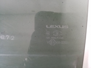 LEXUS CT 200h ZWA10 (2010–2017) Aizmugurējo sānu durvju stikls 6811476020 - 4