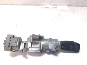 Ignition switch - 3M513F880AD