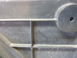 Volkswagen Caddy III (2004–2015) Dzesēšanas ventilators un tā daļas 1K0121207T - 3