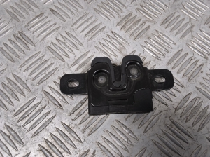 VOLVO V40 (2012–2019) Hood latch 31425974 - 2