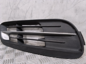 BMW 5 SERIES F10 (2010–2017) Priekšējā bampera apakšējā reste 7331728 - 5