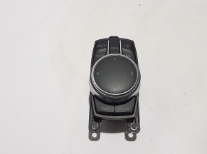 Display switch - 6829086