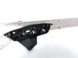 Peugeot 208 (2019–2026) Front bumper bracket 9823207880 - 2
