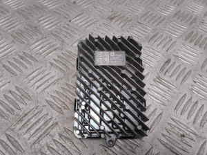   Xenon headlight control unit  - 13526415 