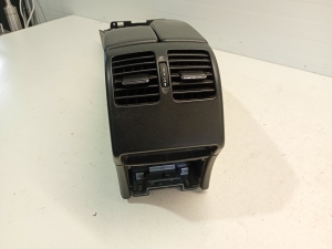 Mercedes Benz C-Class 204 (2007–2014) Keskkonsool a2046800150 - 2