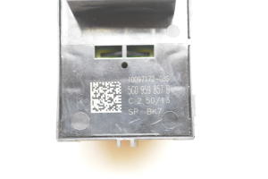 Volkswagen Golf VII (2012–2026) Fensterheberschalter vorne 5G0959857B - 4