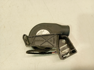 Mercedes Benz C-Class 204 (2007–2014) Salongiventilaator A2048300808 - 4