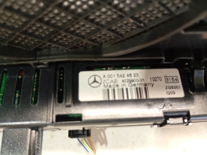 Mercedes Benz C-Class 204 (2007–2014) Parking system display A0015424623 - 2