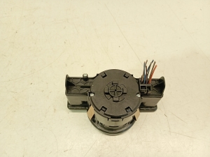 Mercedes Benz C-Class 204 (2007–2014) Headlight switch A2129057100 - 4