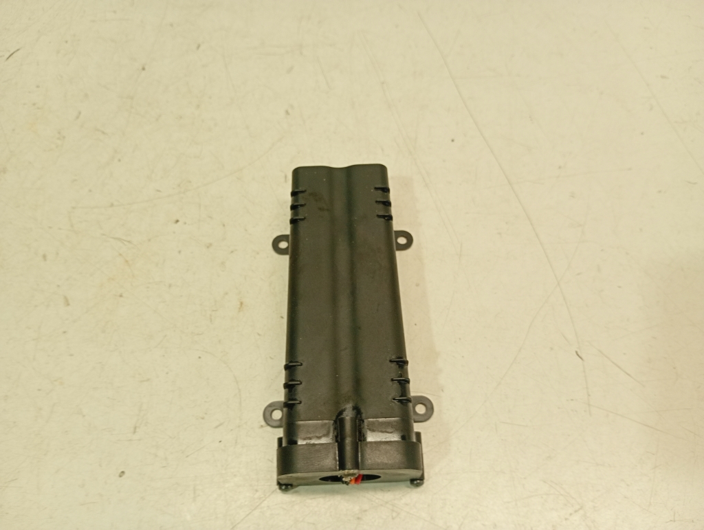 Mercedes Benz C-Class 204 (2007–2014) Vadības bloks 4901220126 Mercedes Benz C-Class 204 (2007–2014) Vadības bloks 4901220126